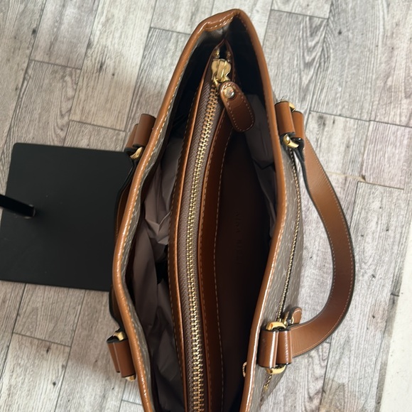 Rare Nina Ricci small tote Used but like brand new ! - Picture 7 of 17